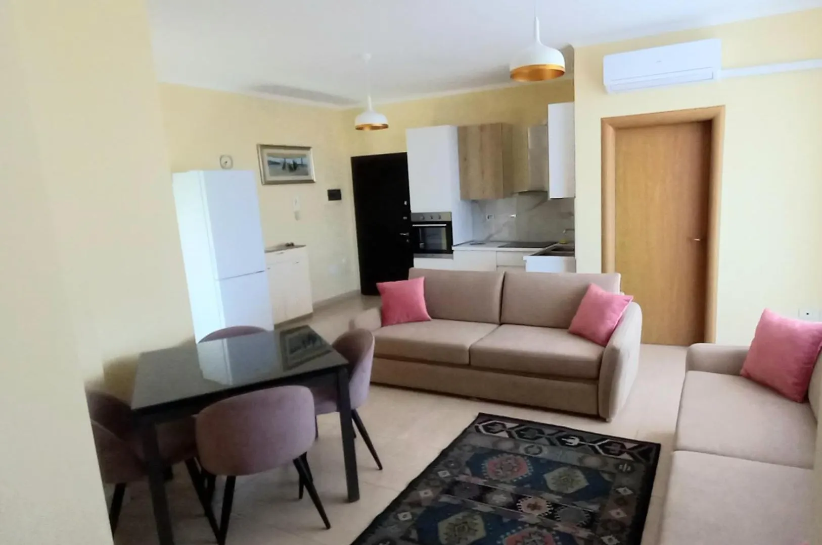 Al'Mar Apartaments Durres